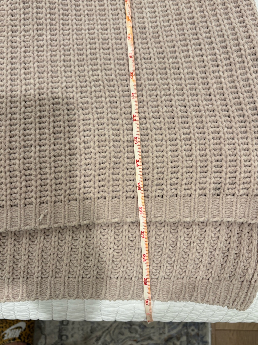 2/$20! Plush Knit V-Neck Top in Light Beige - Picture 6 of 8